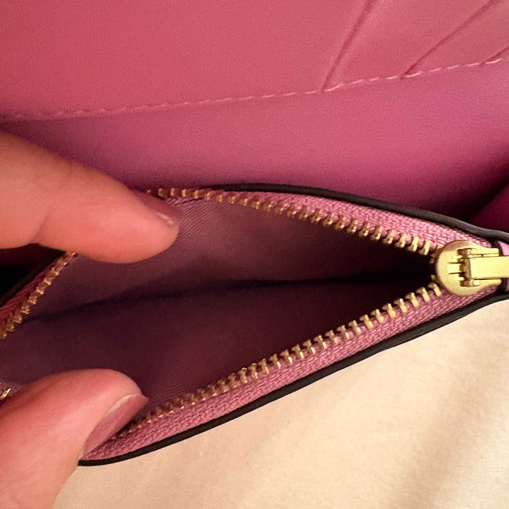 Coach Essential Slim Card Case - Picture 8 of 12